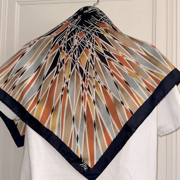 Vintage 60s/70s Mr. Emperor Starburst Pattern Large Polyester Square Scarf - Picture 10 of 10